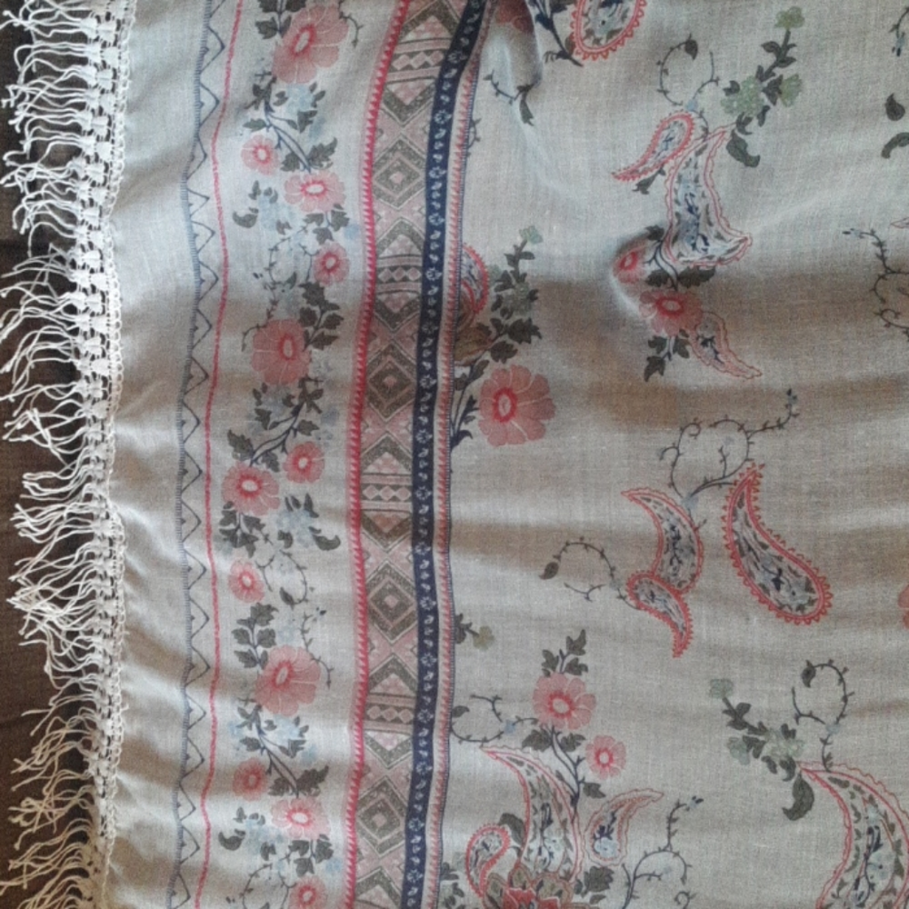 Oversized Scarf - Picture 2 of 2
